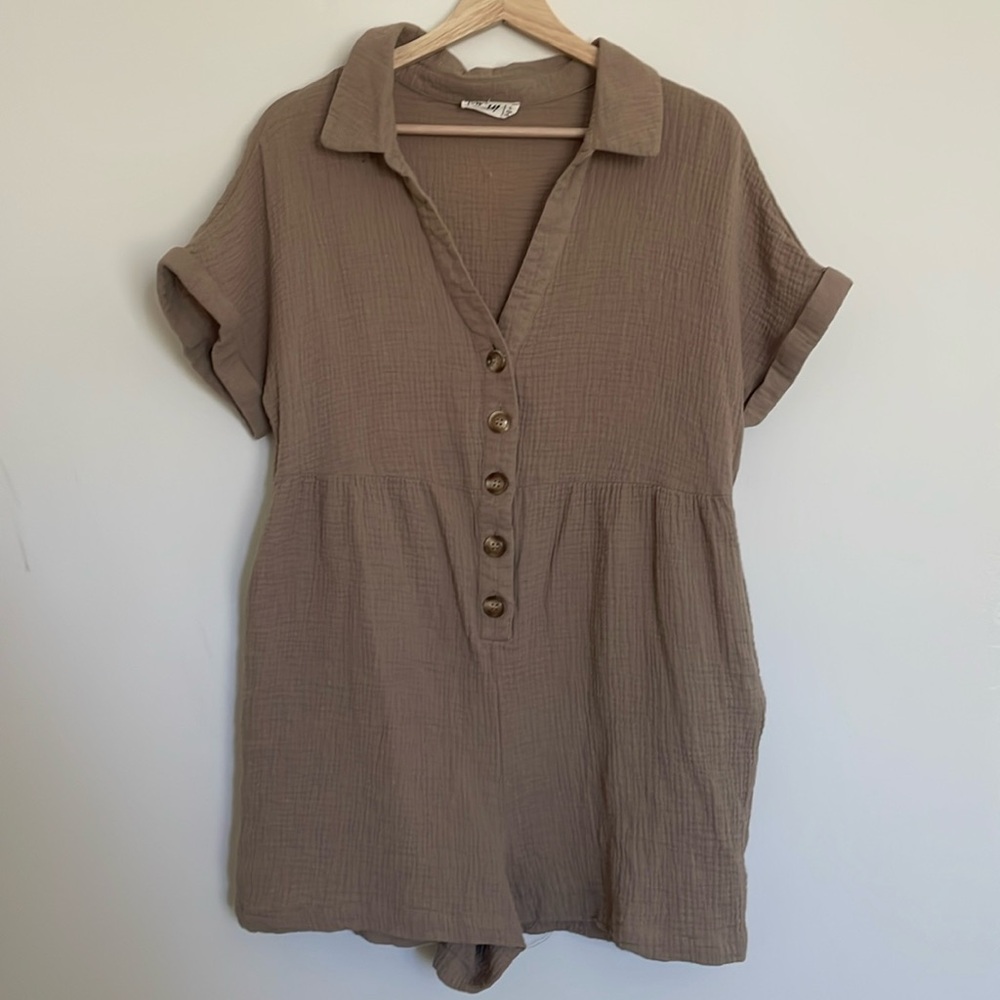 Gauze romper size large
